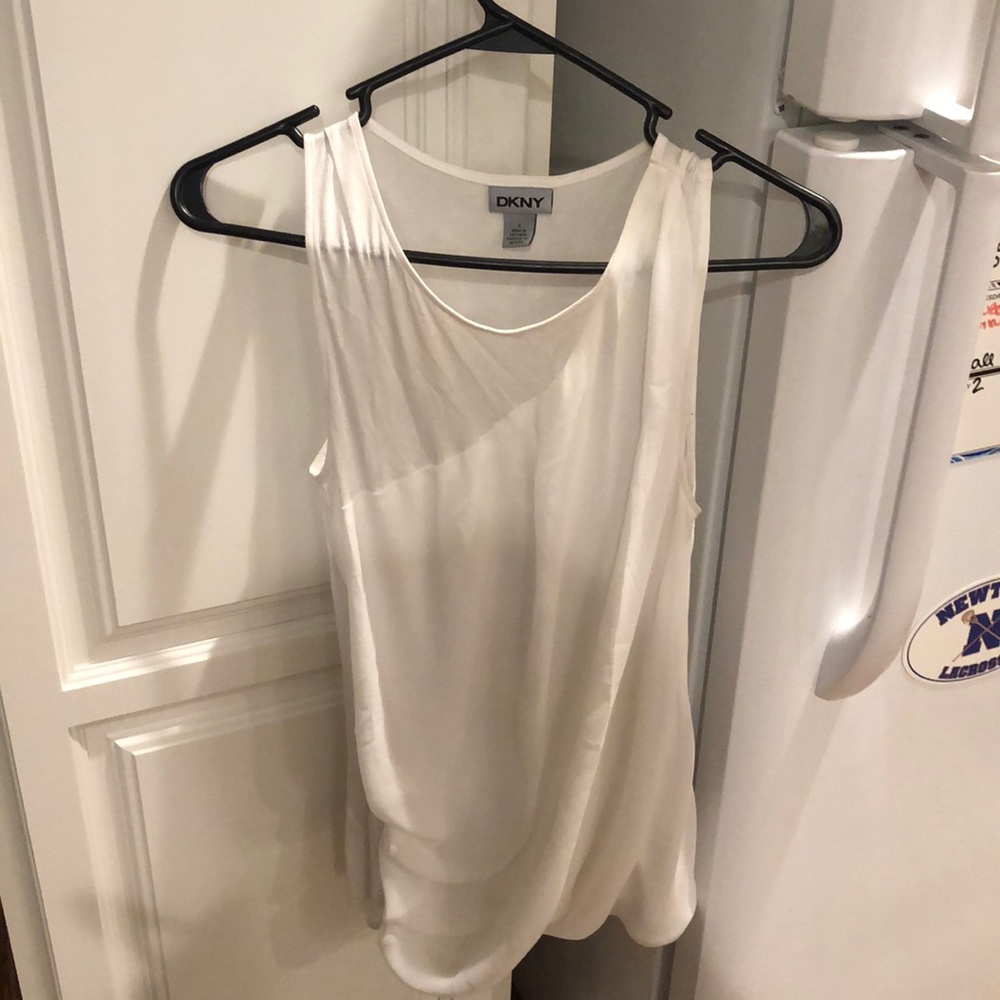Beautiful sleeveless tops